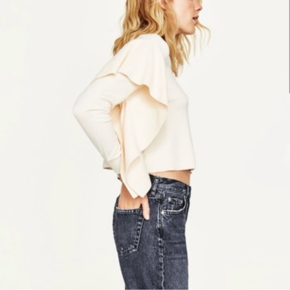 Zara Cream Side Ruffle Cropped Sweater Size M - Picture 2 of 12
